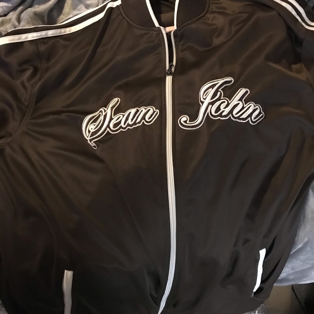 Rare throwback rocawear zip up jacket